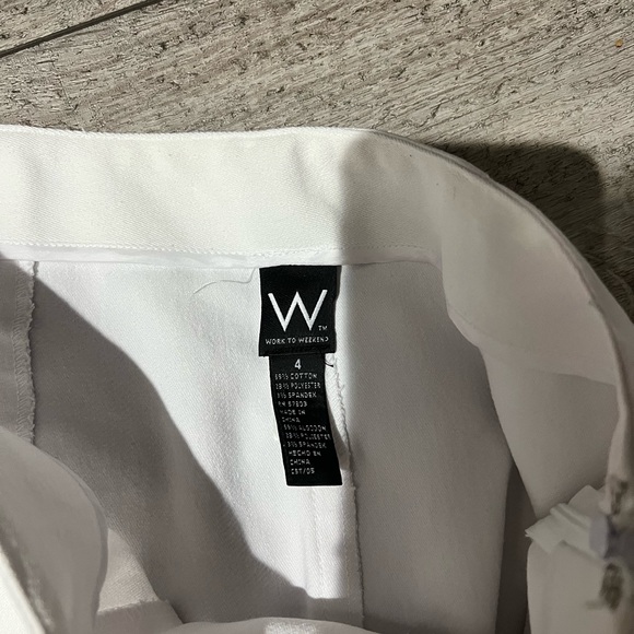 White puddle skirt - Picture 3 of 3